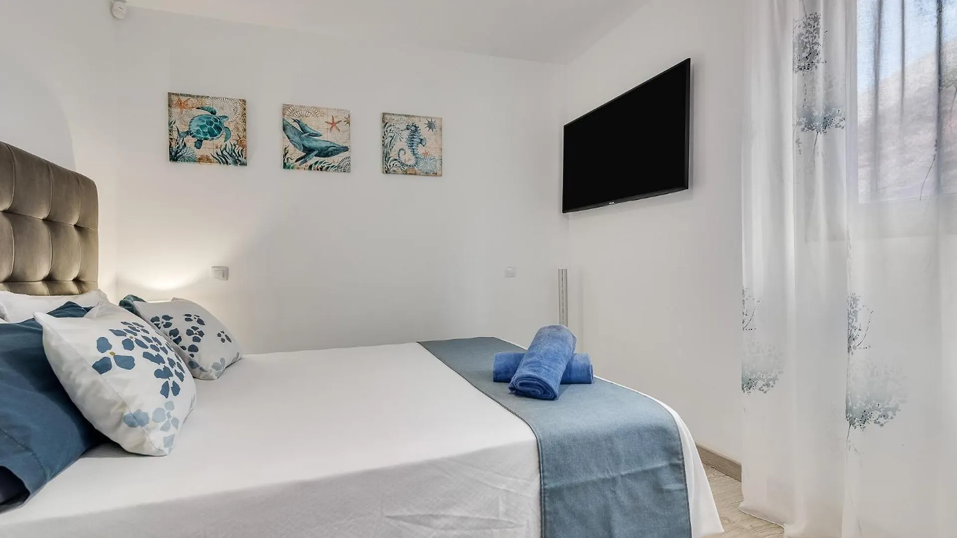 Anidras Rooms Sardina Apartment